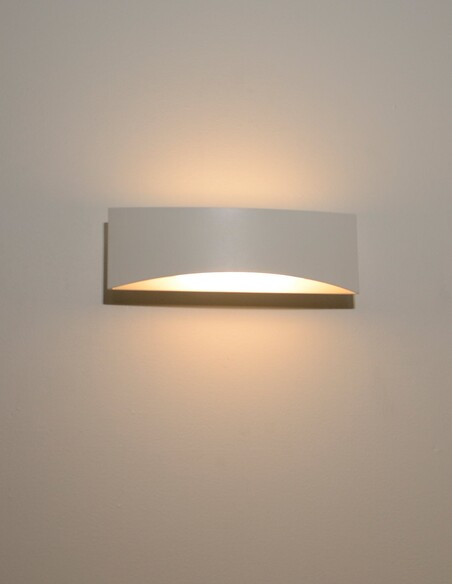 BRISTOL Up & Down Wall Light Curved 8W Tri-Colour BRISTOL