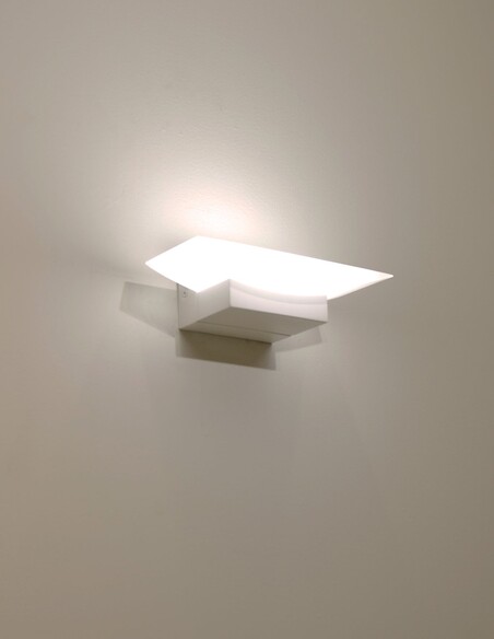 HELSINKI Up & Down Wall Light Curved 6W HELSINKI