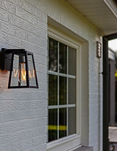 LICHT Black Wall Light - HV3672W-BLKHV3672W-BLK