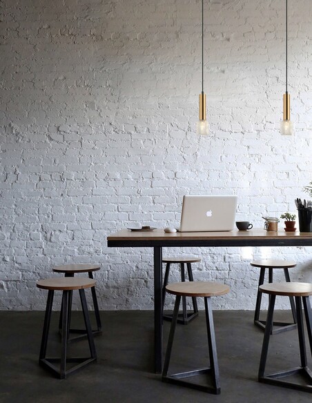 MIKRO1 - Modern Karaoke Mic Shape Interior MIKRO1
