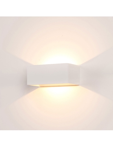 Mia 9W 240V Up & Down LED Wall Light Matt White / HV3665T-WHT