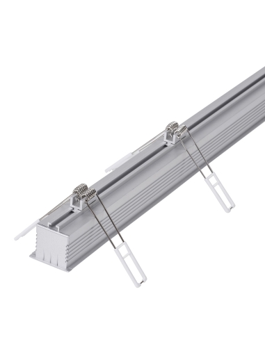 Large Square Winged Aluminium Profile with HV9695-4540-3M