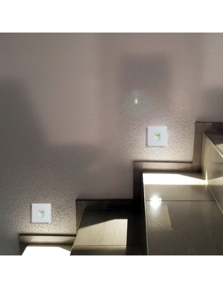 SNAP SQ-WH - SNAP SQUARE STAIR LIGHT - WHITESNAP SQ-WH